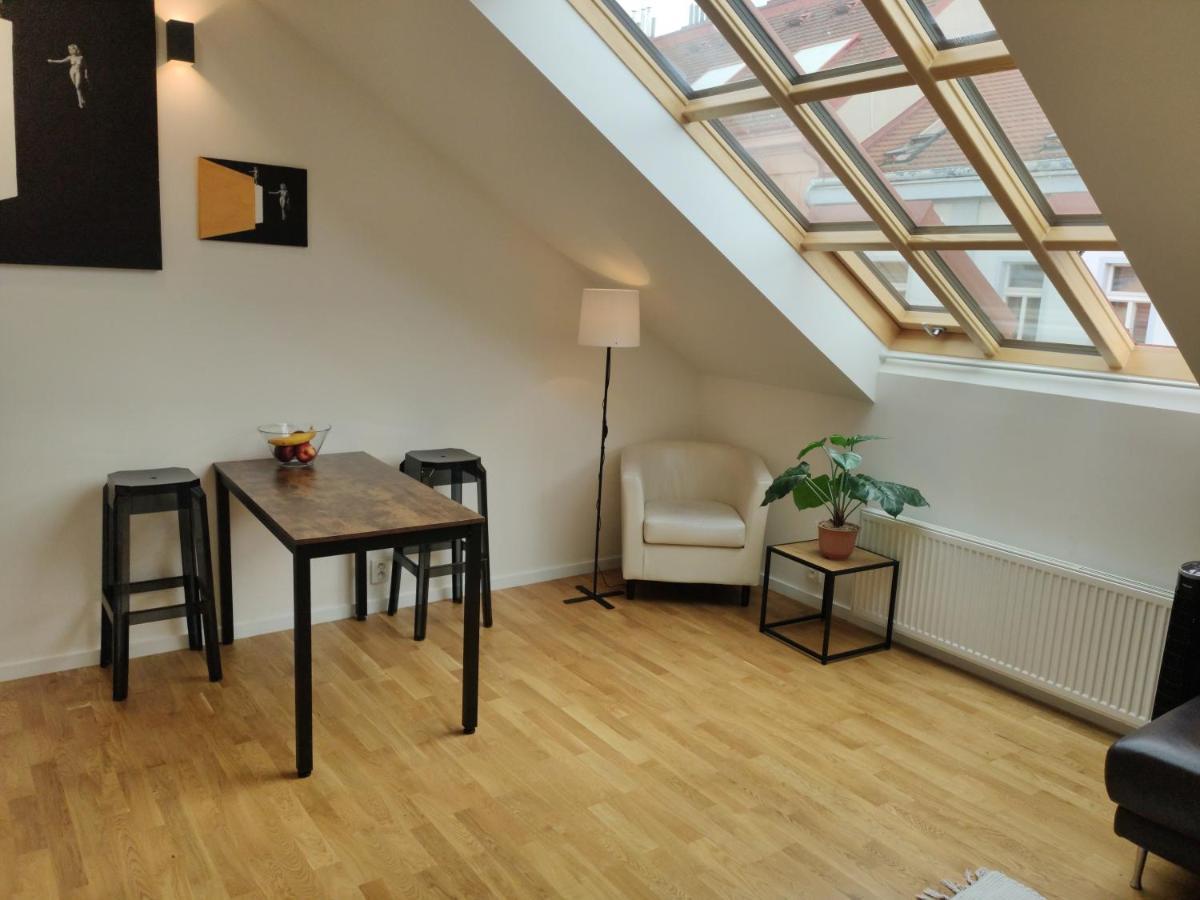 براغ Rooftop Apartment No 22 - Center Art District Letna المظهر الخارجي الصورة